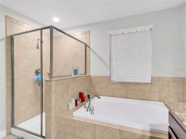 5030 IVORY STONE DRIVE, Wimauma, FL 33598