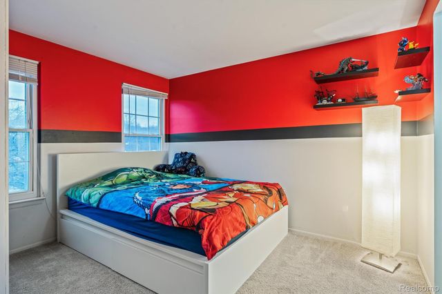 21392 E Glen Haven Circle, Northville, MI 48167