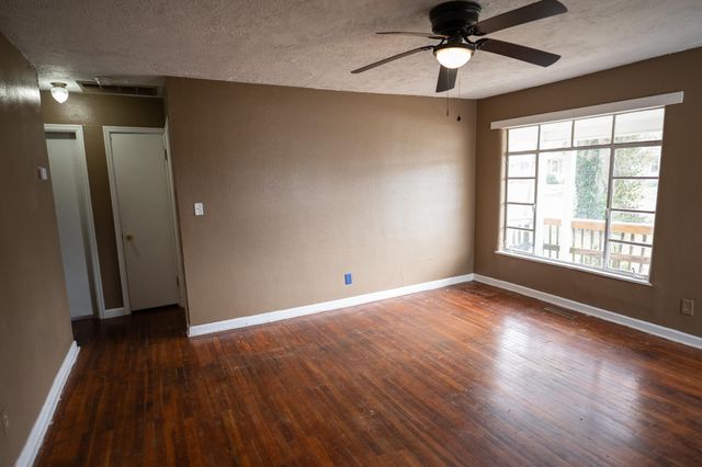 307 W Mcgee Street, Springfield, MO 65807