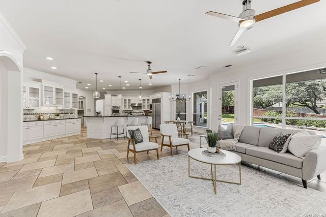 24814 Jordans Way, San Antonio, TX 78260