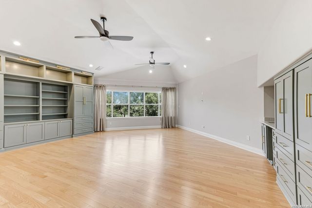 24814 Jordans Way, San Antonio, TX 78260