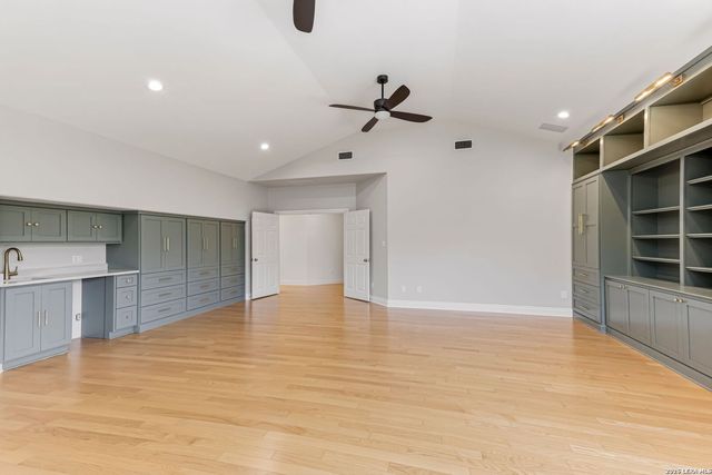 24814 Jordans Way, San Antonio, TX 78260
