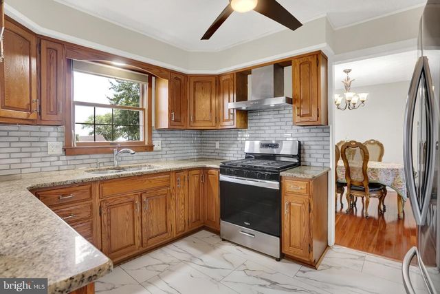 235 RIDGE HILL, Mechanicsburg, PA 17050