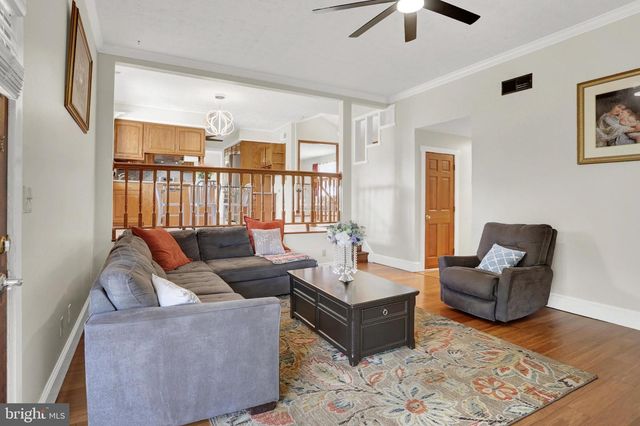 235 RIDGE HILL, Mechanicsburg, PA 17050