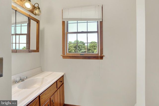 235 RIDGE HILL, Mechanicsburg, PA 17050