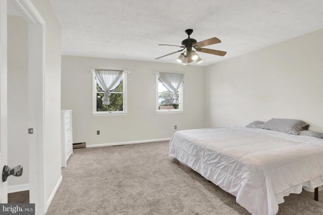 235 RIDGE HILL, Mechanicsburg, PA 17050