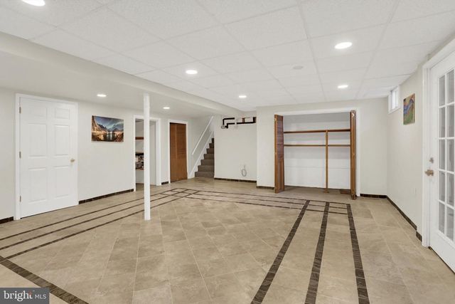 235 RIDGE HILL, Mechanicsburg, PA 17050