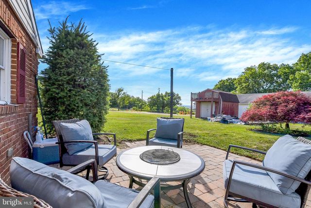 235 RIDGE HILL, Mechanicsburg, PA 17050