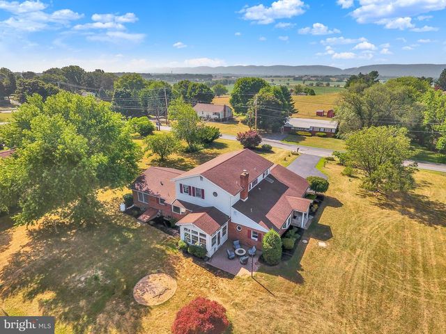 235 RIDGE HILL, Mechanicsburg, PA 17050