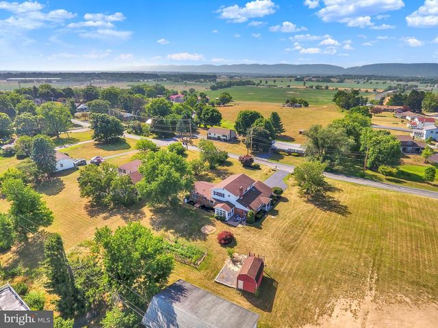 235 RIDGE HILL, Mechanicsburg, PA 17050