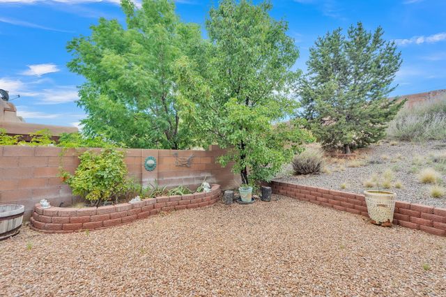 1449 Wilkes Way SE, Rio Rancho, NM 87124
