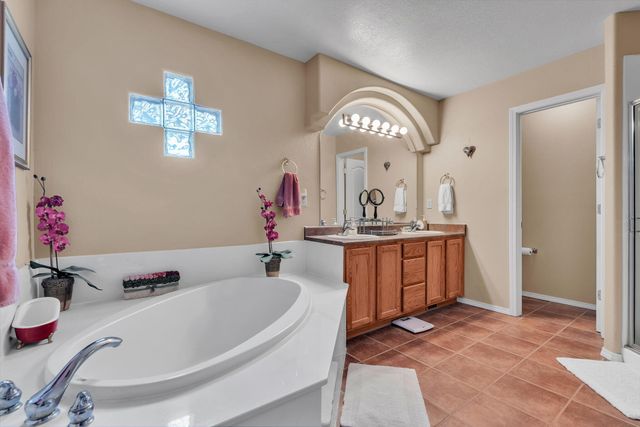 1449 Wilkes Way SE, Rio Rancho, NM 87124