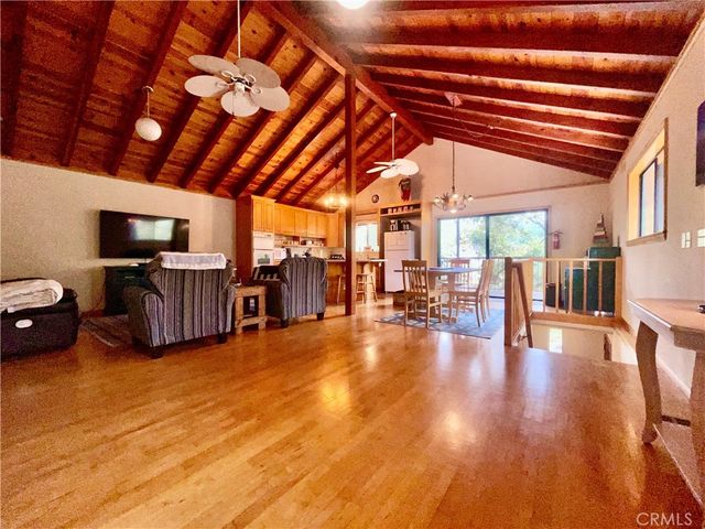 54825 Willow, Bass Lake, CA 93604