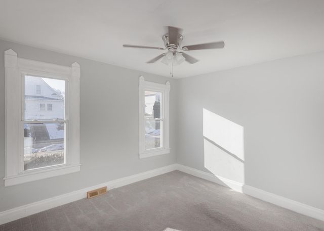 3223 9TH Avenue, Rock Island, IL 61201