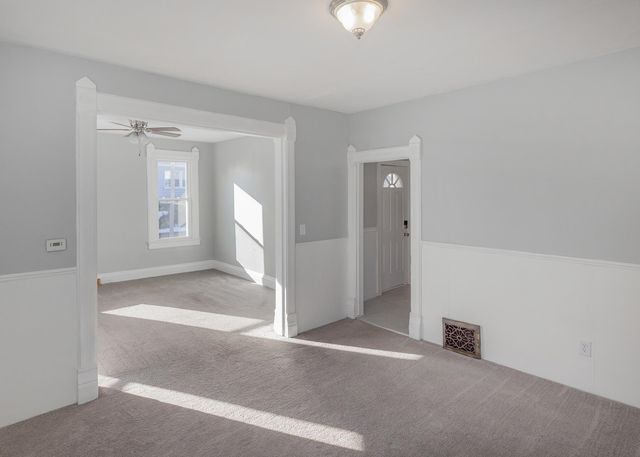 3223 9TH Avenue, Rock Island, IL 61201