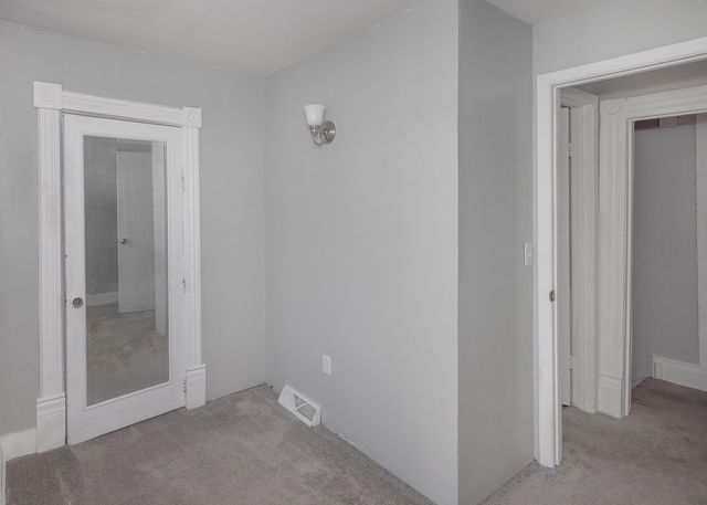 3223 9TH Avenue, Rock Island, IL 61201