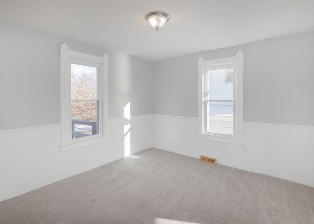 3223 9TH Avenue, Rock Island, IL 61201