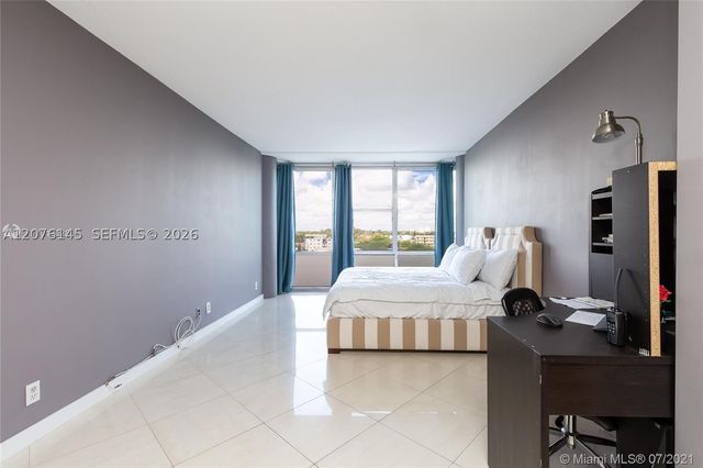 900 SW Bay Dr 617 & DS31, Miami Beach, FL 33141