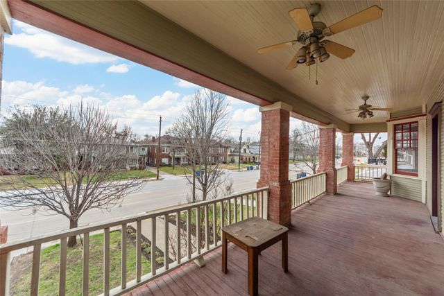 4615 Gaston Avenue, Dallas, TX 75246