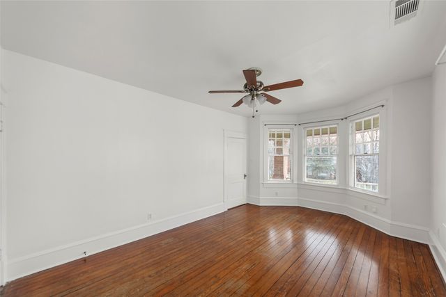 4615 Gaston Avenue, Dallas, TX 75246