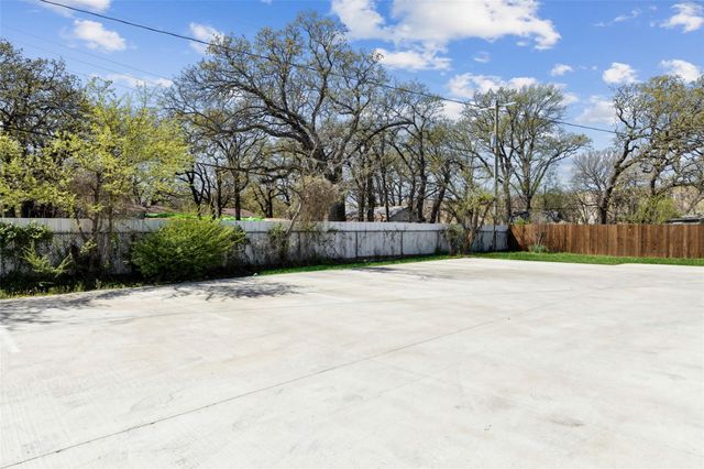 5816 Grayson Street, Fort Worth, TX 76119