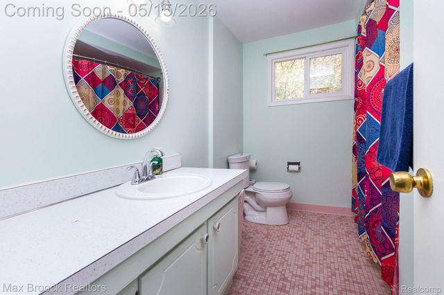 4225 Westover Drive, West Bloomfield Charter Township, MI 48323