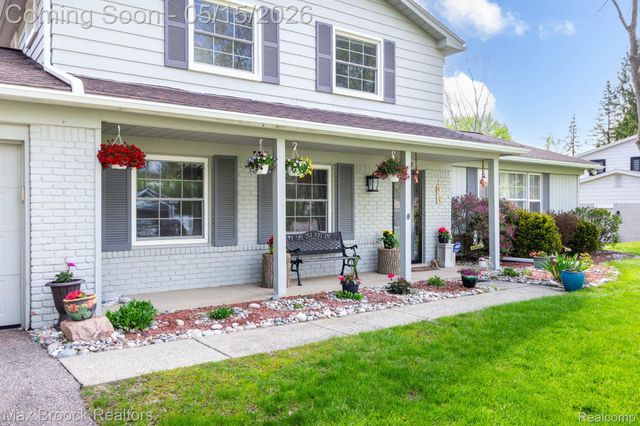 4225 Westover Drive, West Bloomfield Charter Township, MI 48323