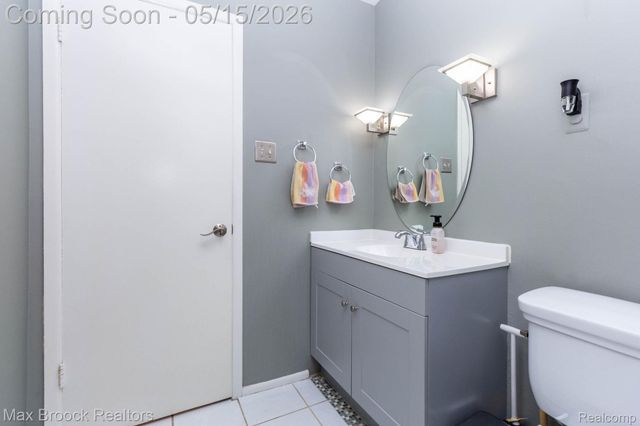 4225 Westover Drive, West Bloomfield Charter Township, MI 48323