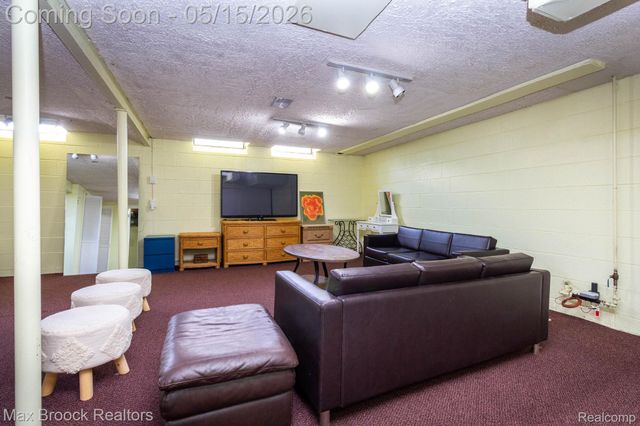 4225 Westover Drive, West Bloomfield Charter Township, MI 48323