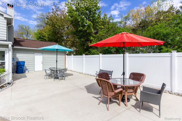 4225 Westover Drive, West Bloomfield Charter Township, MI 48323