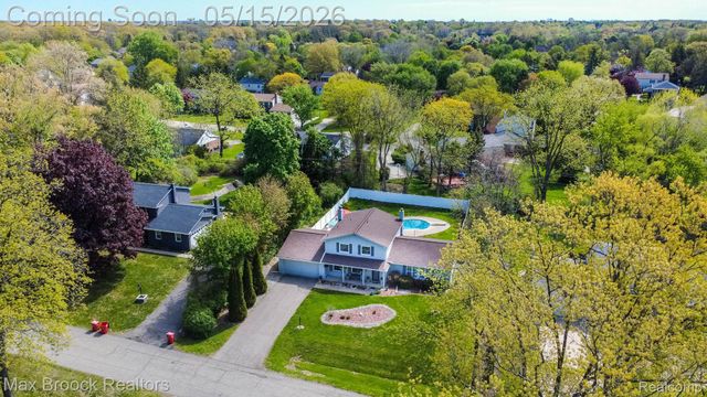 4225 Westover Drive, West Bloomfield Charter Township, MI 48323