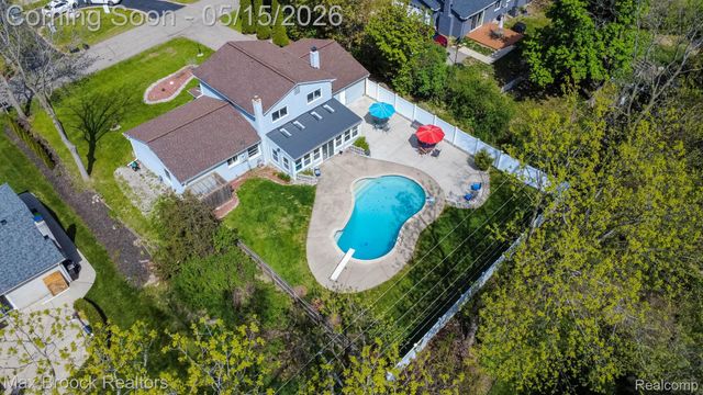 4225 Westover Drive, West Bloomfield Charter Township, MI 48323
