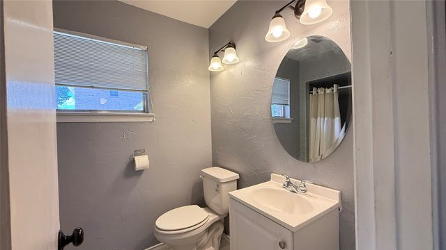 3537 Rock Bluff Drive, Dallas, TX 75227