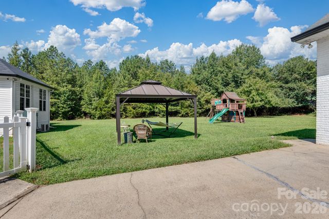 8025 Silver Maple Lane, Mint Hill, NC 28227