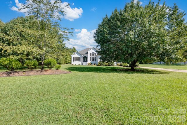 8025 Silver Maple Lane, Mint Hill, NC 28227