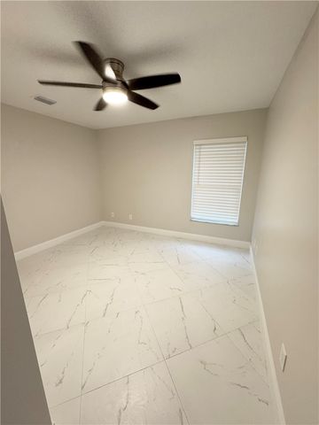 248 16th Place SW, Vero Beach, FL 32962