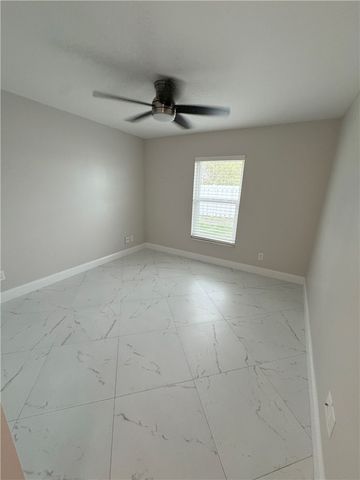 248 16th Place SW, Vero Beach, FL 32962