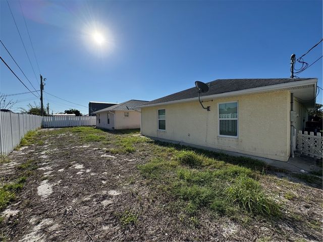 248 16th Place SW, Vero Beach, FL 32962