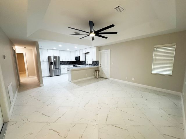 248 16th Place SW, Vero Beach, FL 32962