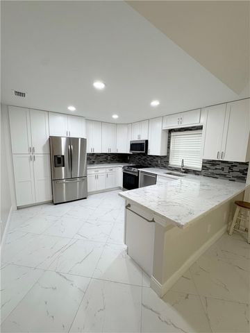 248 16th Place SW, Vero Beach, FL 32962