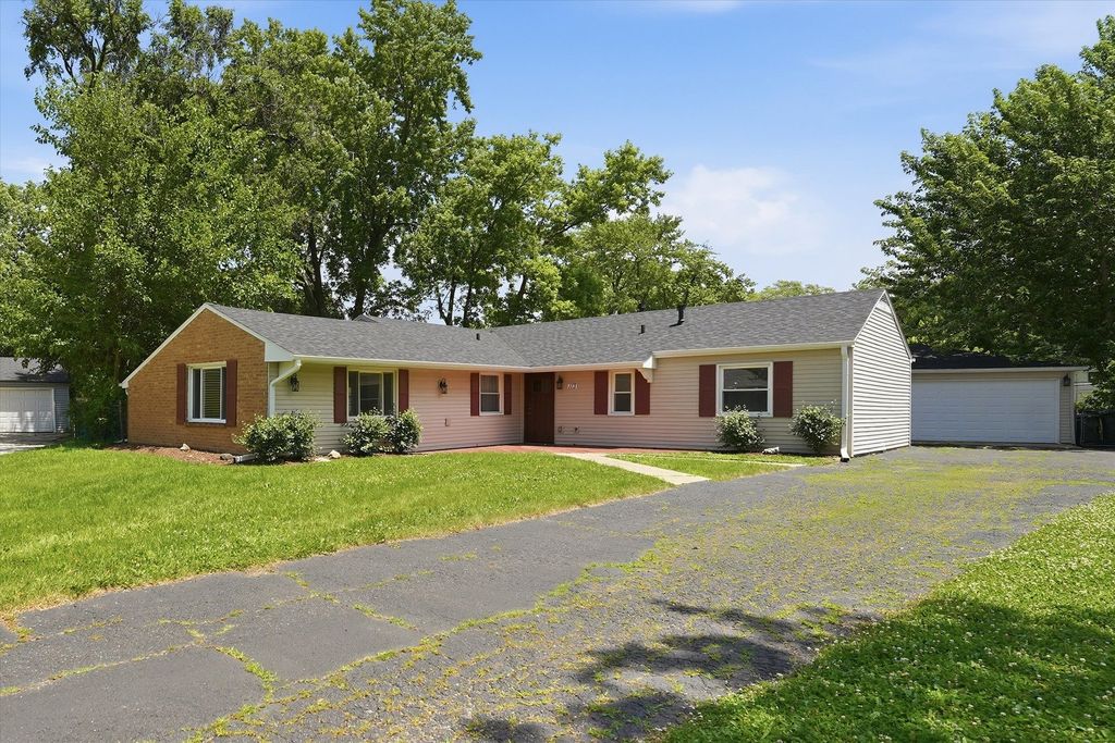 113 Parklawn Court, Bolingbrook, IL 60440