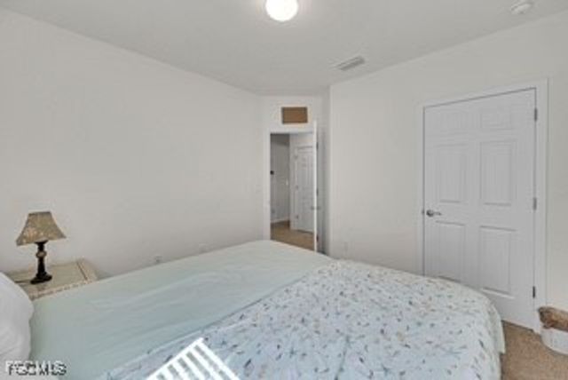 927 SE 5th CT, Cape Coral, FL 33990