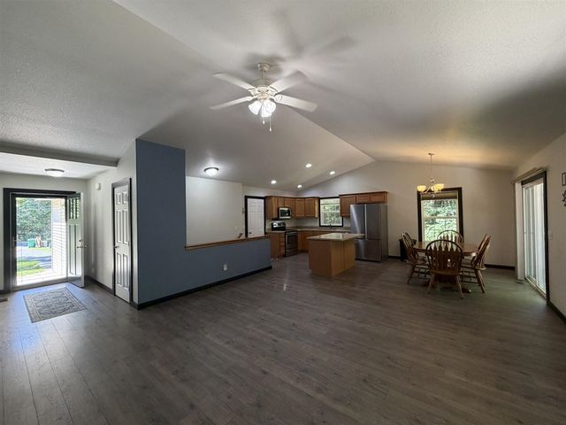 4122 Duck Lake Road, Whitehall, MI 49461