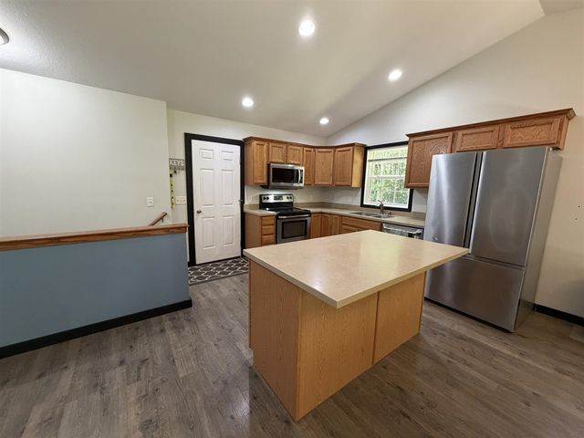 4122 Duck Lake Road, Whitehall, MI 49461