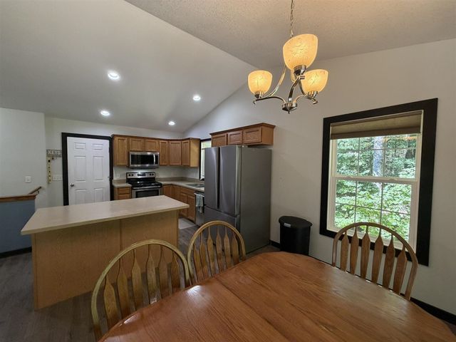 4122 Duck Lake Road, Whitehall, MI 49461