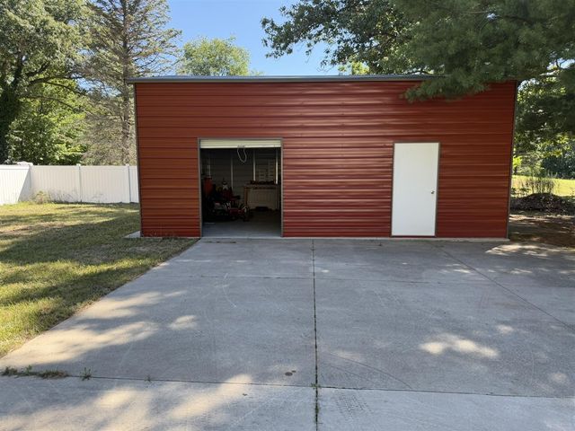 4122 Duck Lake Road, Whitehall, MI 49461