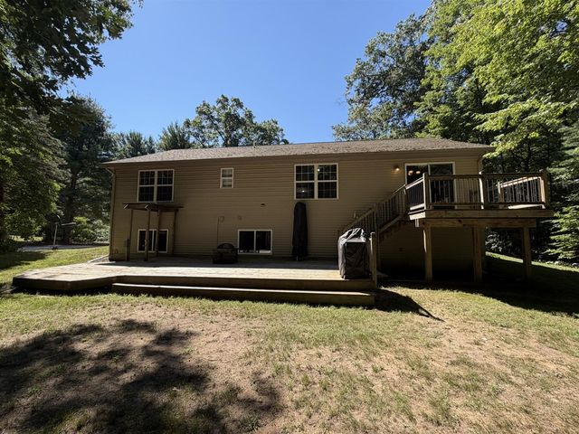 4122 Duck Lake Road, Whitehall, MI 49461