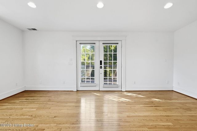 304 S Peterson Ave 3, Louisville, KY 40206