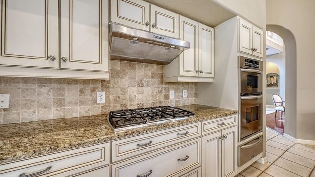 4839 SWEETMEADOW CIRCLE, Sarasota, FL 34238