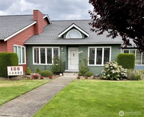 106 Fairside Drive #D, Lynden, WA 98264